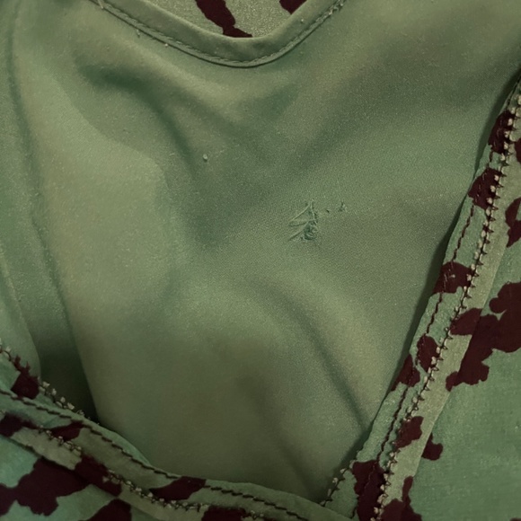 Emerald Green Silk - Picture 7 of 7